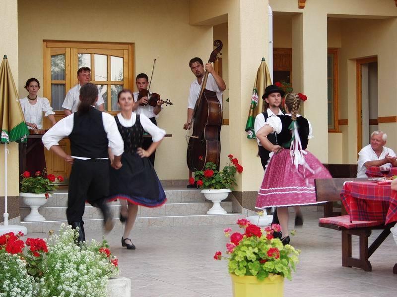 Adam Tanya Fogado Hotel Balazspuszta Ngoại thất bức ảnh